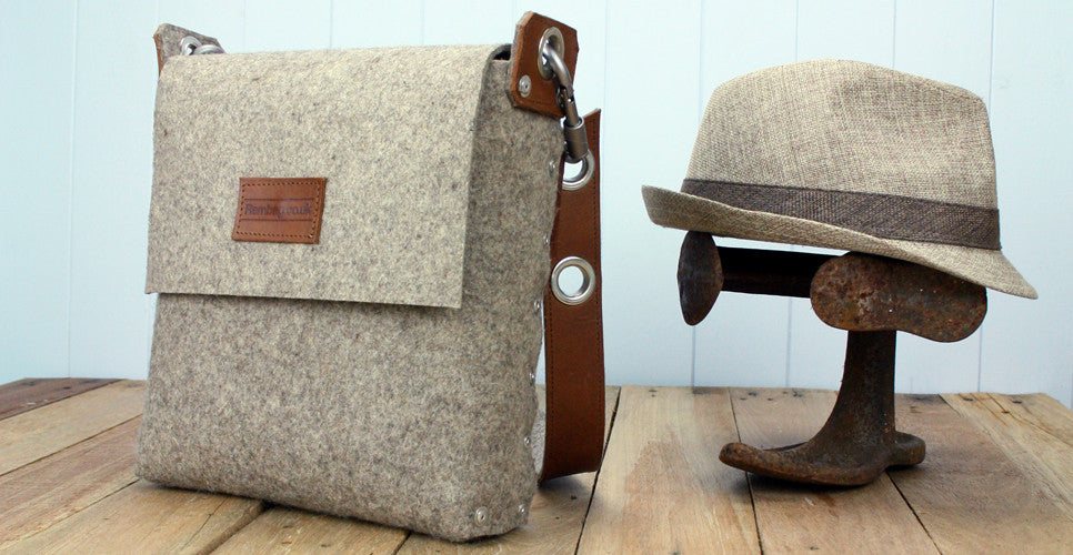Plain medium felt sachem